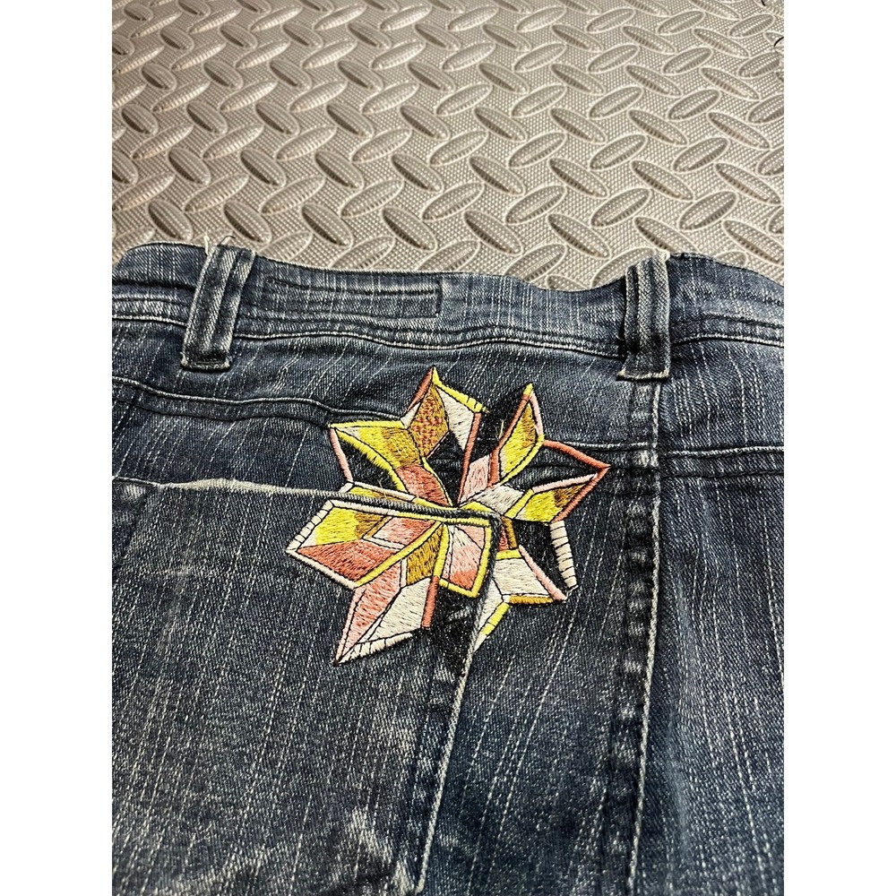 Akademiks Jeans Womens 31 Blue Dark Wash Embroidered Star Flare Leg Denim - Picture 3 of 13